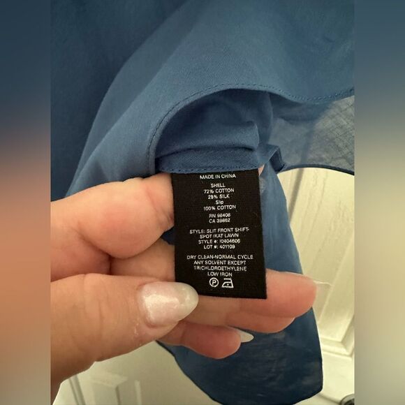 Theory bright blue v neck tank top size P - Picture 4 of 4